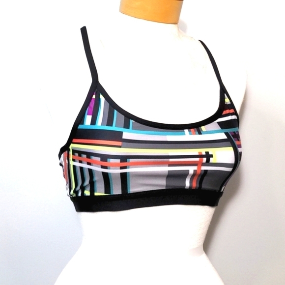 Fabletics Snapdragon Sports Bra Reversible Purple Multicolor Crop Top Work Out - Picture 10 of 12